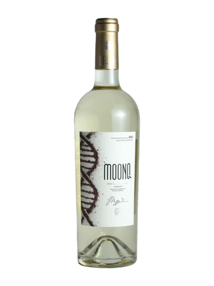 MOONQ White Dry Wine - Voskehat 750ml